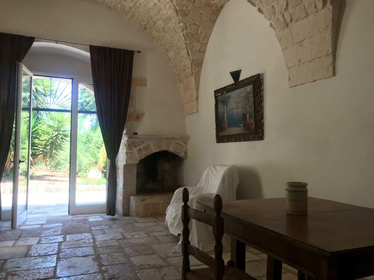 Villa Miccoli Apartments Ceglie Messapica Extérieur photo